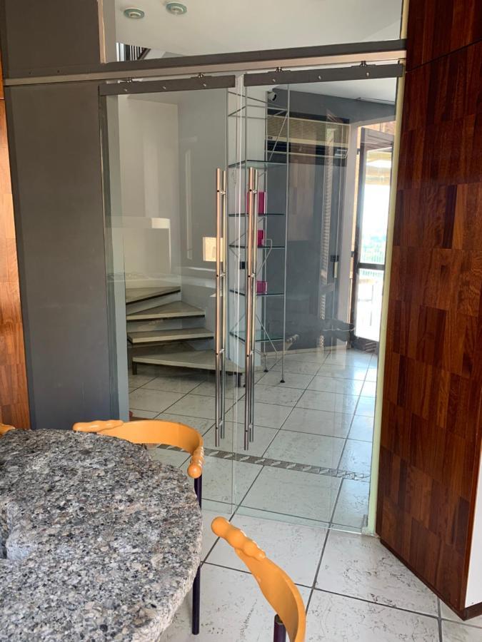 Casa Macina Apartment Castell'Alfero Luaran gambar