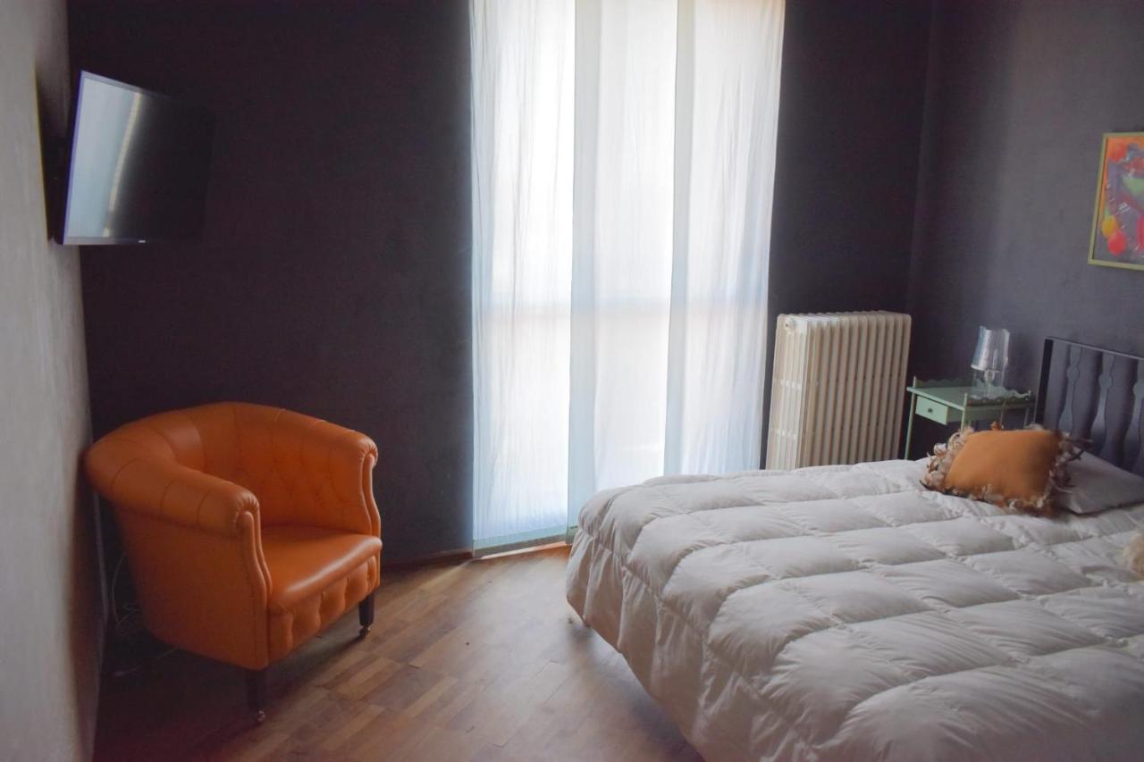 Casa Macina Apartment Castell'Alfero Luaran gambar